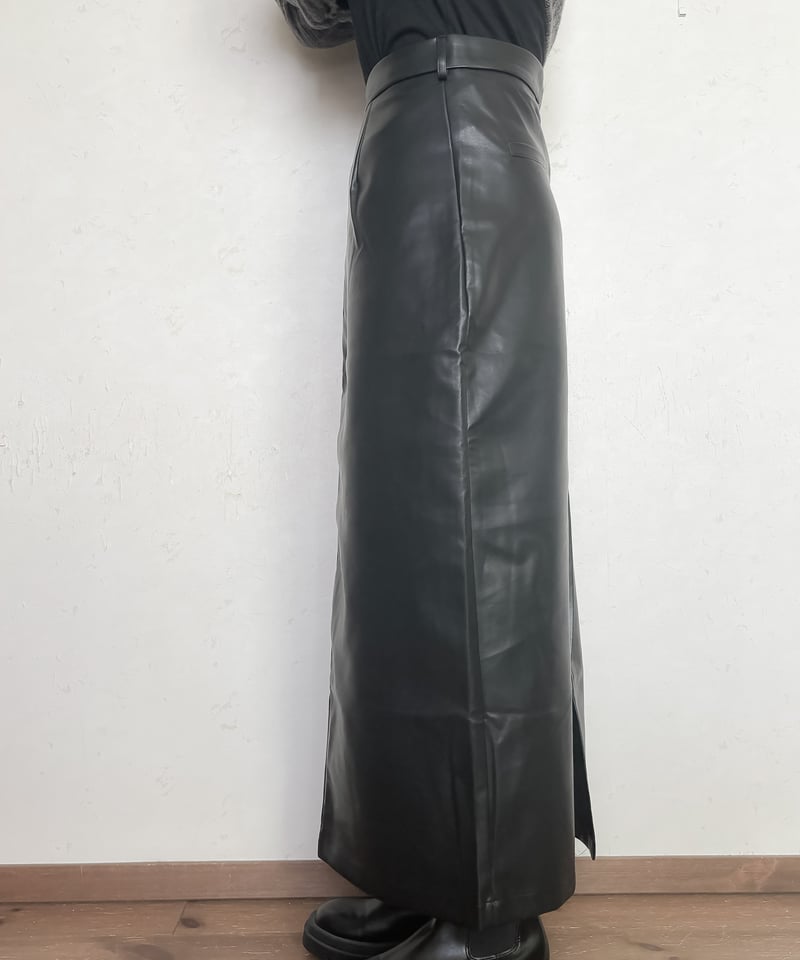 フェイクレザーマキシスカート | Miaou(ミアウ)