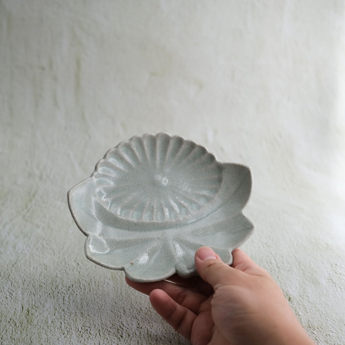 御深井焼 楓に菊 | Salon de Soin Online Store