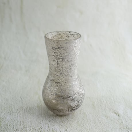 カラフェ型花瓶