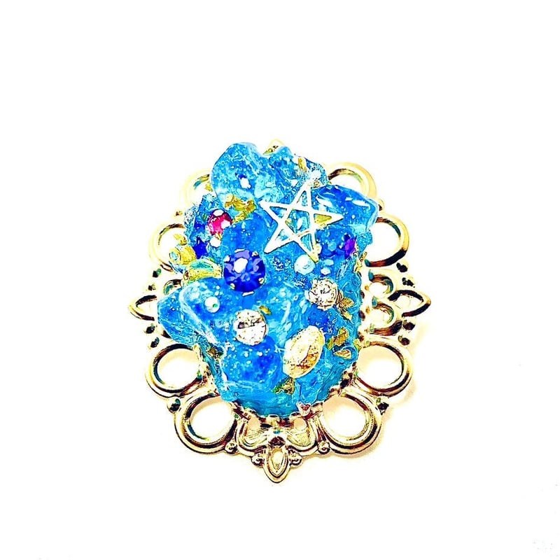 鉱石♢魔法石風ビジュー付きブローチ | stonel..