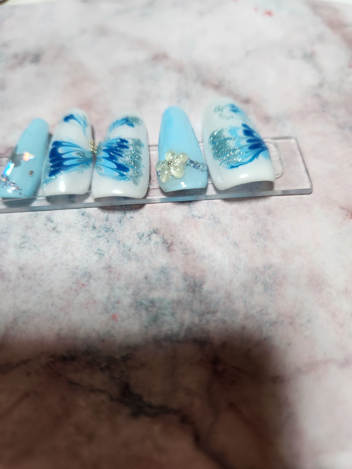 （Aプラン❗️らくらく便）ちゅるん ミニバタフライ ネイルチップ ブルーバタフライネイルチップ | E- STORE