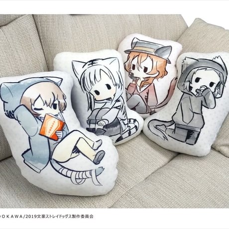 文豪ストレイドッグス  レトロちっくダイカットクッション　ねこずきんver.