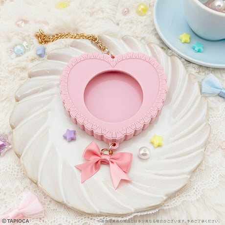タピオカ　オリジナル　ラバー缶バッジケース フリルハート