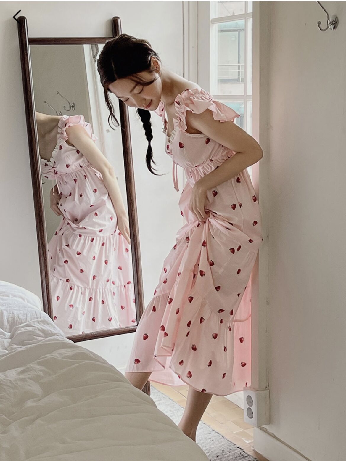マイメロ 白いちご ワンピース ルームウェア ♡ 160センチ 新品タグ付き マイメロ 白いちご ワンピース ルームウェア マイ