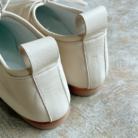 MIDI BALLET【WHT】/ SUI