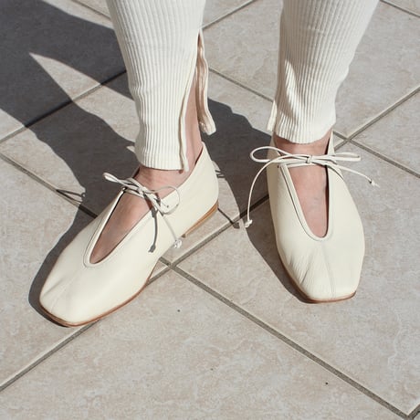 LACE UP BALLET【WHT】/ SUI