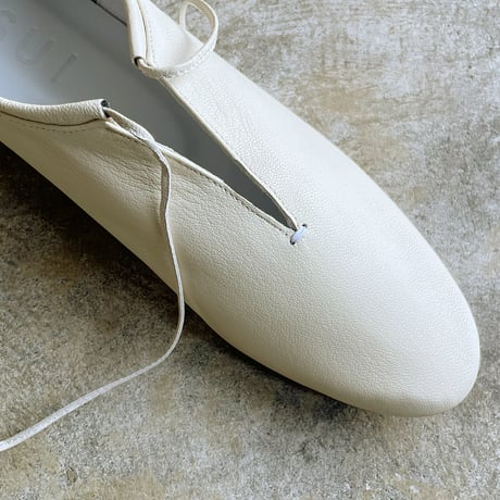 MIDI BALLET【WHT】/ SUI