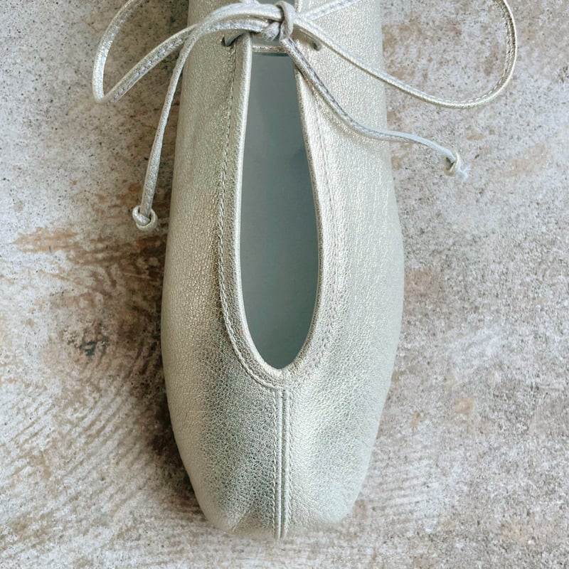 【美品】SUI / スイ /レースアップバレエシューズ 22.5㎝ シルバー LACE UP BALLET【SLV】/ SUI | SUI(スイ)公式通販サイト