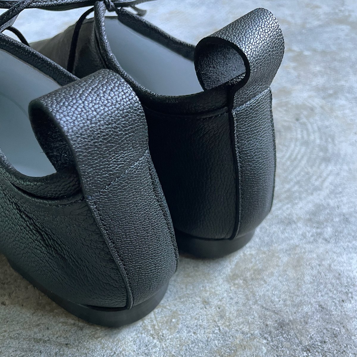 MIDI BALLET【BLK-BLK】/ SUI | SUI(スイ)公式通販サイト