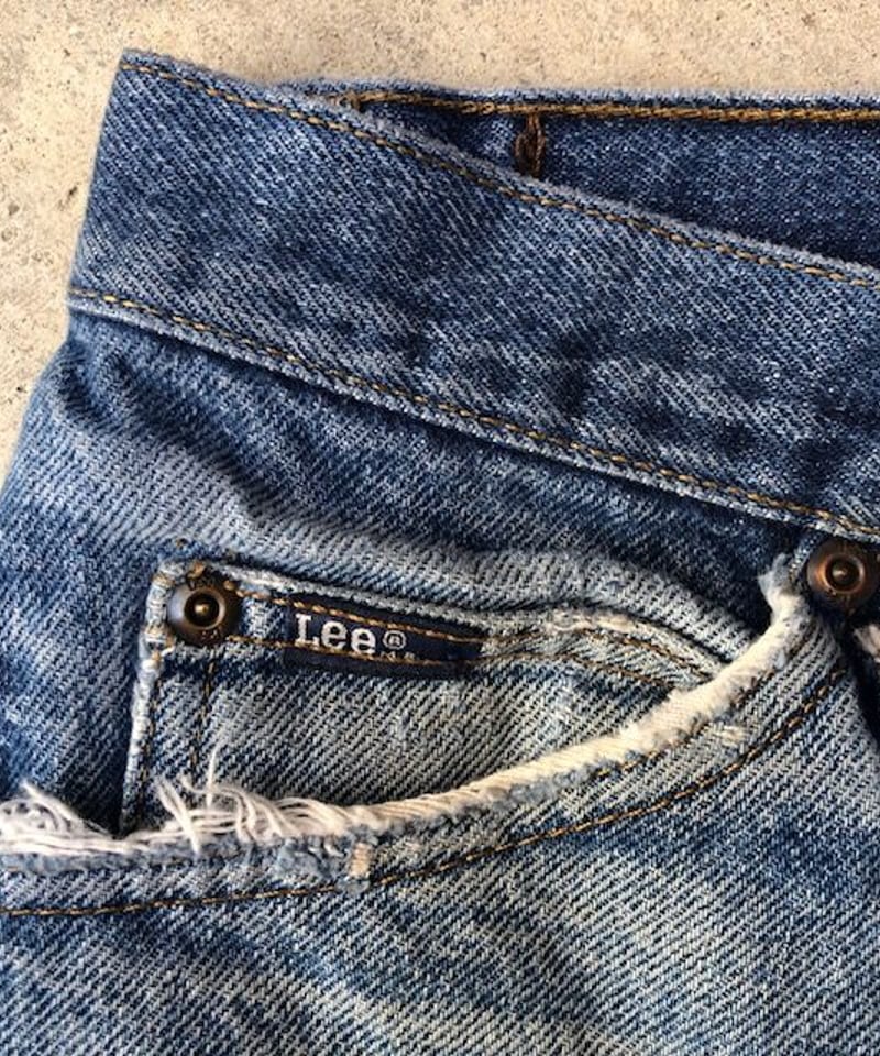 Lee レギュラーフィット2000年代 メキシコ製 | Used & Clothing Lee レギュラーフィット2000年代 メキシコ製 | Used & Clothing
