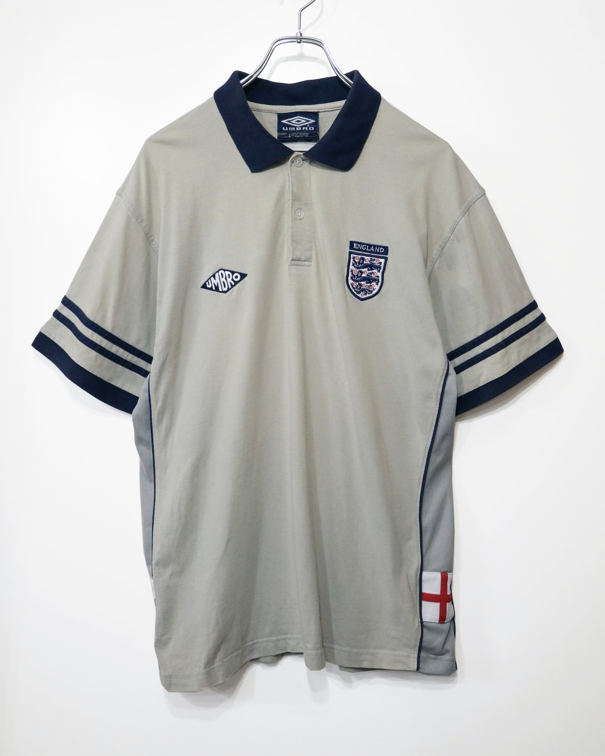Umbro サッカーイングランド代表 ポロシャツ M 白 アンブロ