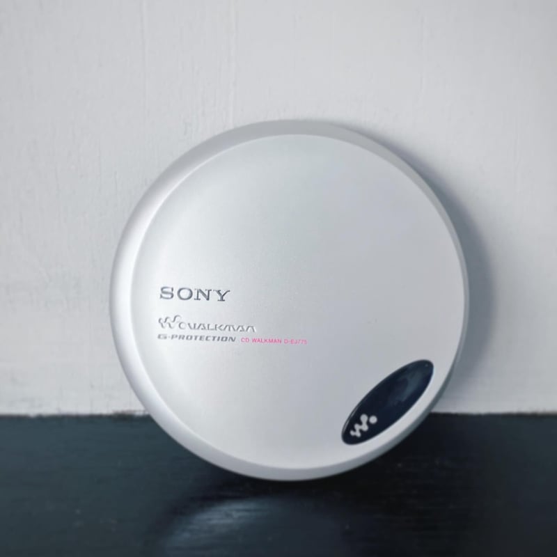CD WALKMAN G- PROTECTION | Thrift shop Shiya Sh