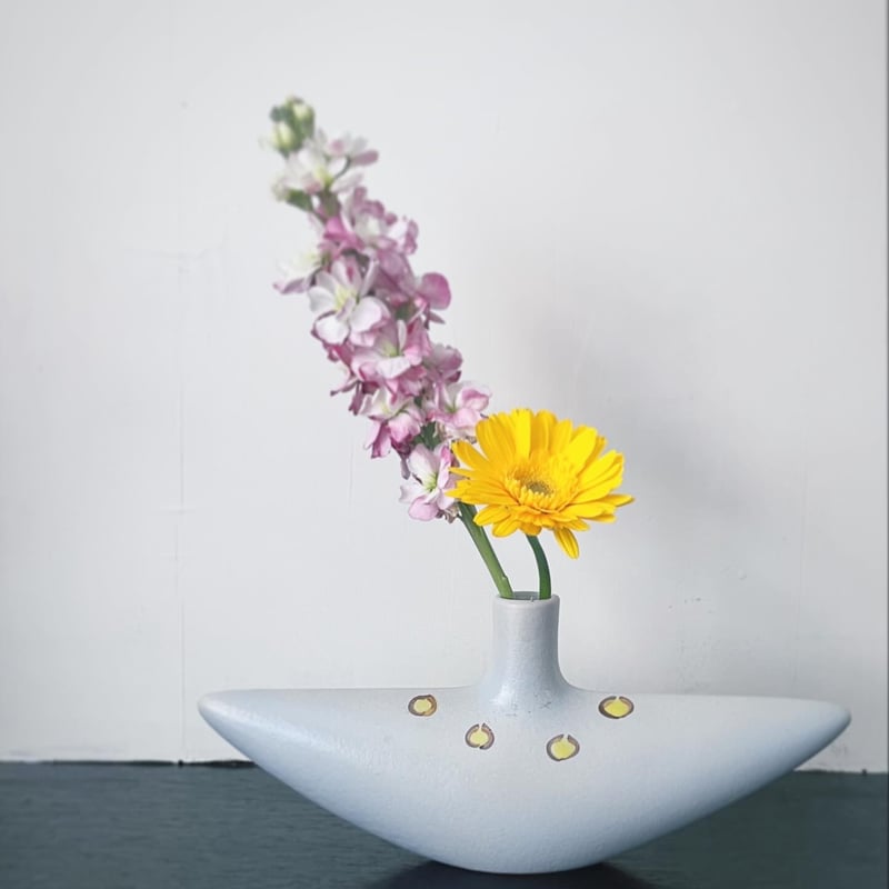 オシャレな花瓶⭐️新品　未使用‼️お花が好きな方　是非‼️ 花束になる花瓶 – 《公式》moremore（モアモア）