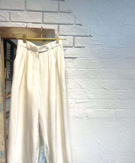 white pants
