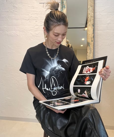 モノクロ　Michael tシャツ
