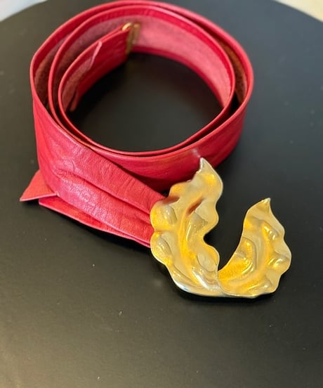vintage rétro gold buckle ＆red belt