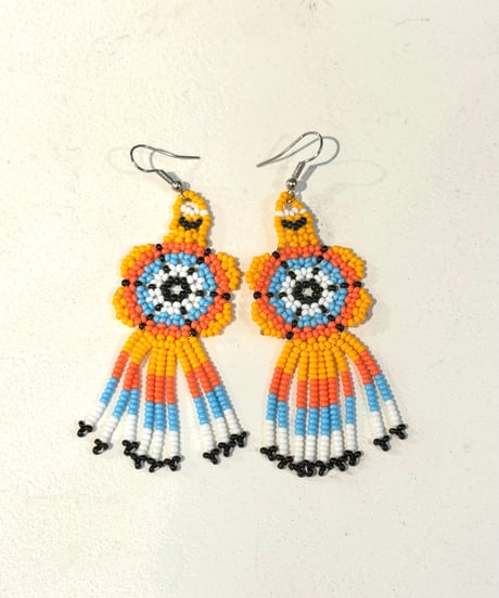 Artisan beads pierceお花とフリンジ