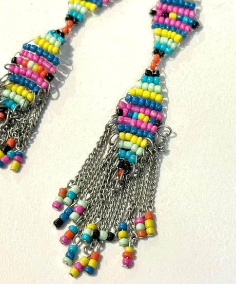Artisan beads pierceダングルフリンジ