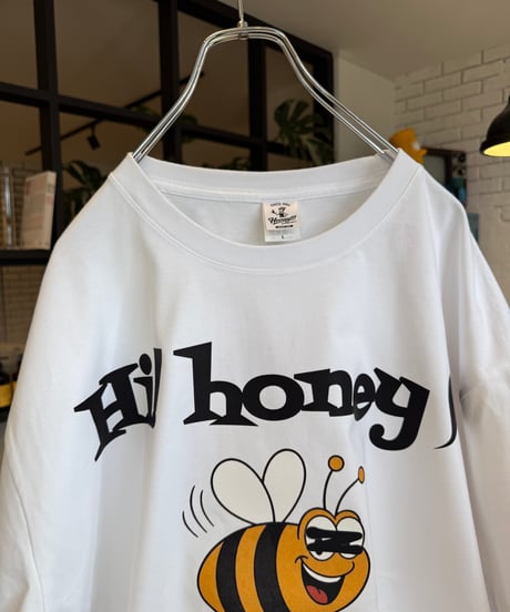 【しゅー撮影時着用のため特別価格】新品の t-shirts『🐝』短丈Lサイズ