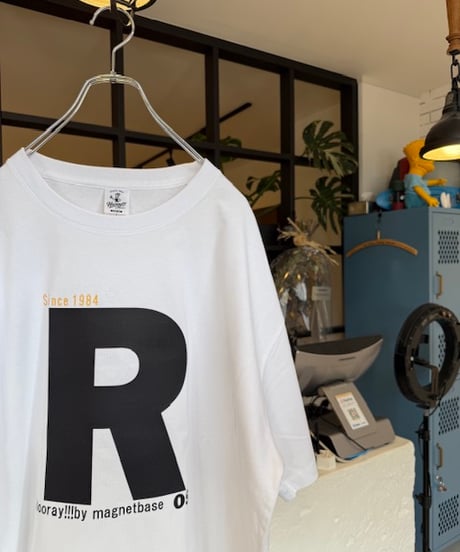 【しゅー撮影時着用のため特別価格】新品の t-shirts 『R🌹』Lサイズ