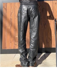 やわらかleather pants