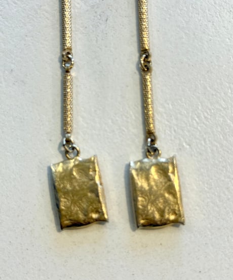 vintage gold design pierce