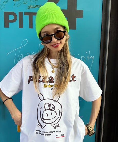 【しゅー撮影時着用のため特別価格】新品の t-shirts 『🐷』Sサイズ