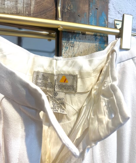 white pants