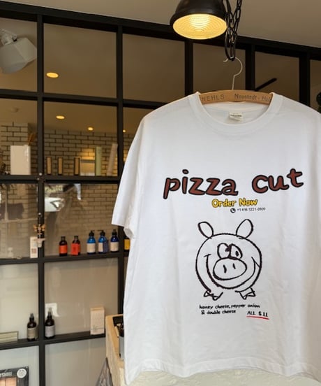 【しゅー撮影時着用のため特別価格】新品の t-shirts 『🐷』Sサイズ