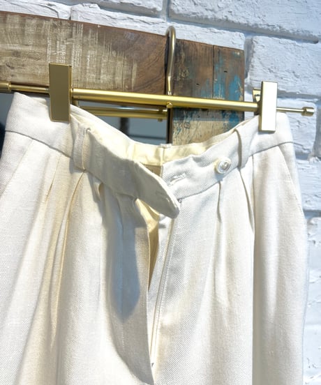 white pants