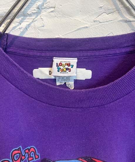 doris stech Looney tシャツ