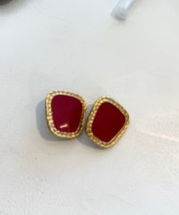 yellow goldとred のvintage earring