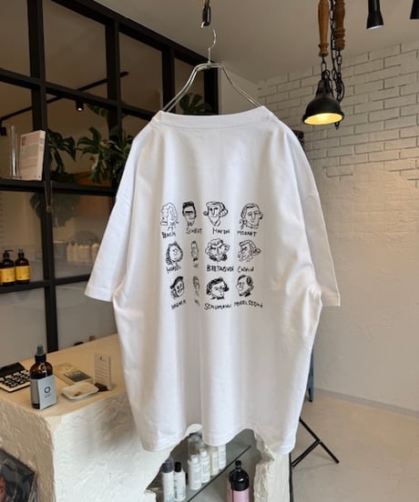 【しゅー撮影時着用のため特別価格】新品の t-shirts『Music🎶』