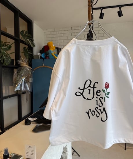 【しゅー撮影時着用のため特別価格】新品の t-shirts 『How're you?』短丈Mサイズ
