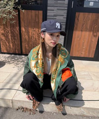 おちついたGREENが合わせやすいscarf