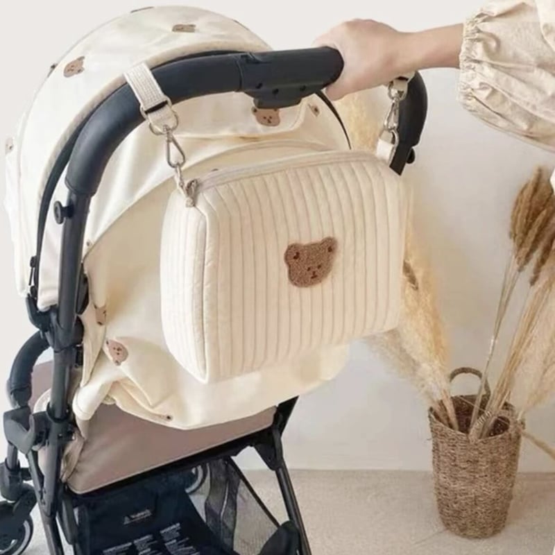 familiar クマ型ポーチ ストラップ付き familiar クマ型ポーチ ストラップ付き