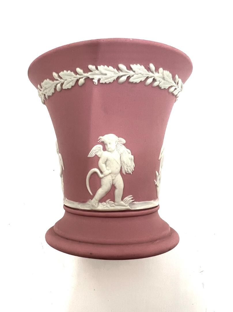 WEDGWOOD ウェッジウッド ジャスパー ライラックピンク フラワーベース