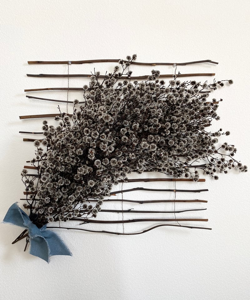 布花作品♡壁掛け 可愛いお花を見つけて..♡ もやもやクロスとzaraのベース