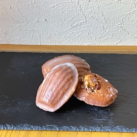 マドレーヌノワゼット | ametista