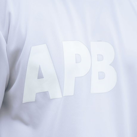 【予約販売】Jrサイズ APB ビッグロゴTシャツ　ホワイト×ホワイト