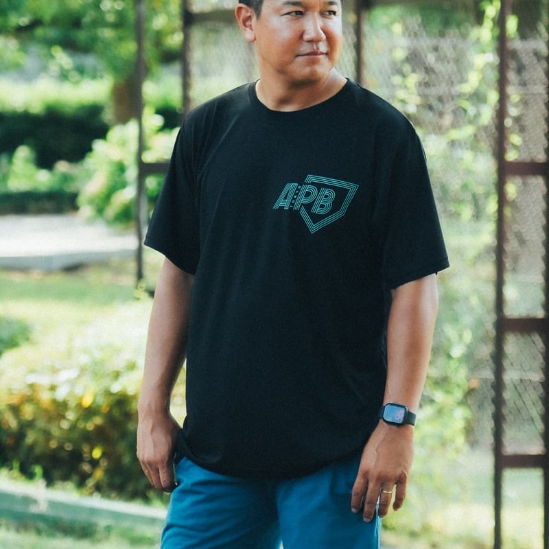 予約販売】APB Tシャツブラック ”準備はできた…さあかかってこい