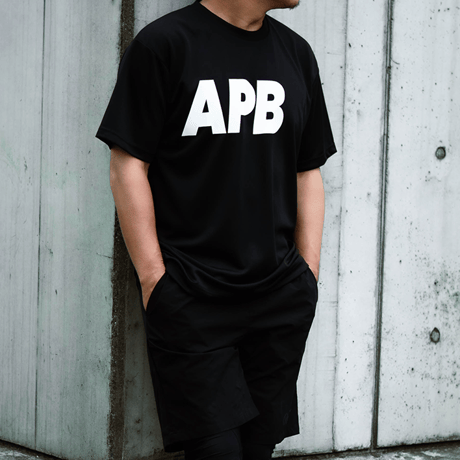 【予約販売】Jrサイズ APB ビッグロゴTシャツ　ブラック×ホワイト