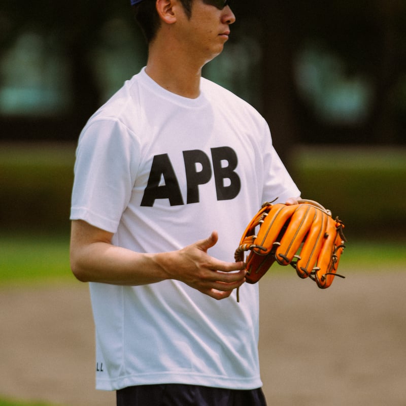 予約販売】APB ビッグロゴTシャツ ホワイト×ブラック | AP