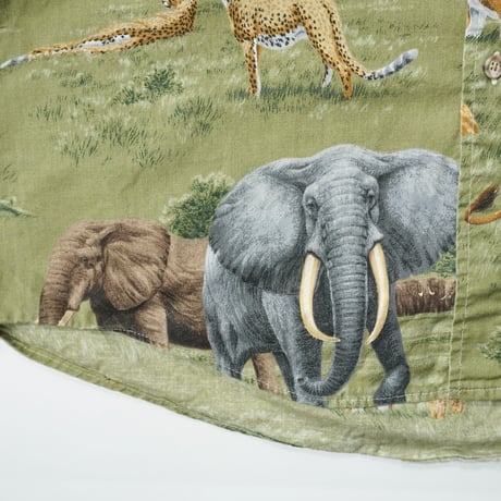 90s- Many kinds of Animals Shirt