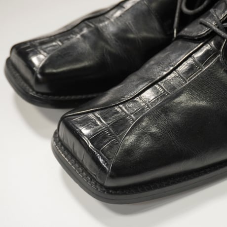 Square toe Leather shoes