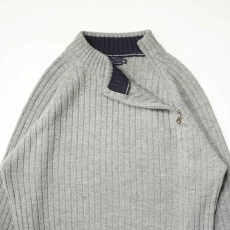 斜めZIP Knit Sweater