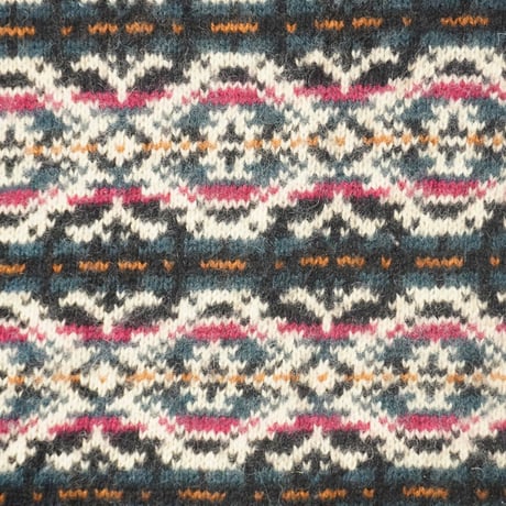 90s Geometric Pattern Roll neck Knit Sweater