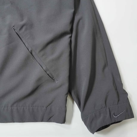 2003's "NIKE" Poly × Spandex Zip up Jacket