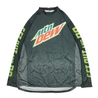 "Mountain Dew" Lomg sleeve T-shirt