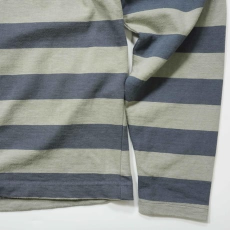 90s "Calvin Klein Sport" Border Turtle Neck Cutsew